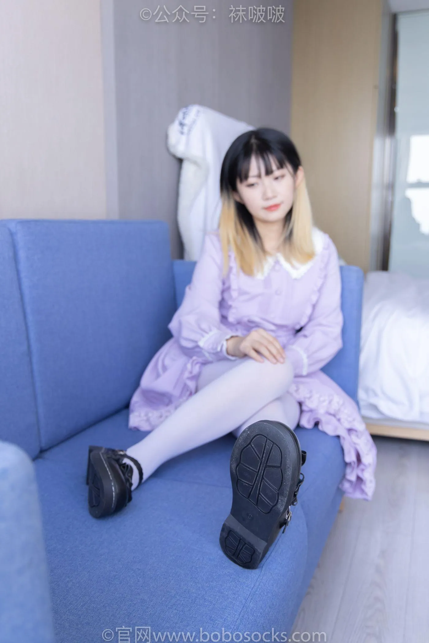 [BoBoSocks袜啵啵]NO.079 砂糖-皮鞋、厚白丝（花絮版） [140P]插图1